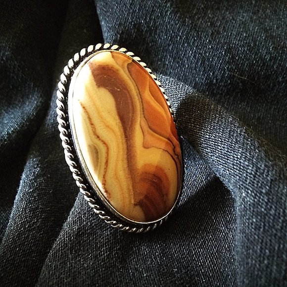 NatureLoversJewelry Jewelry - Beautiful Sand Desert Colors! Wave Dolomite S8